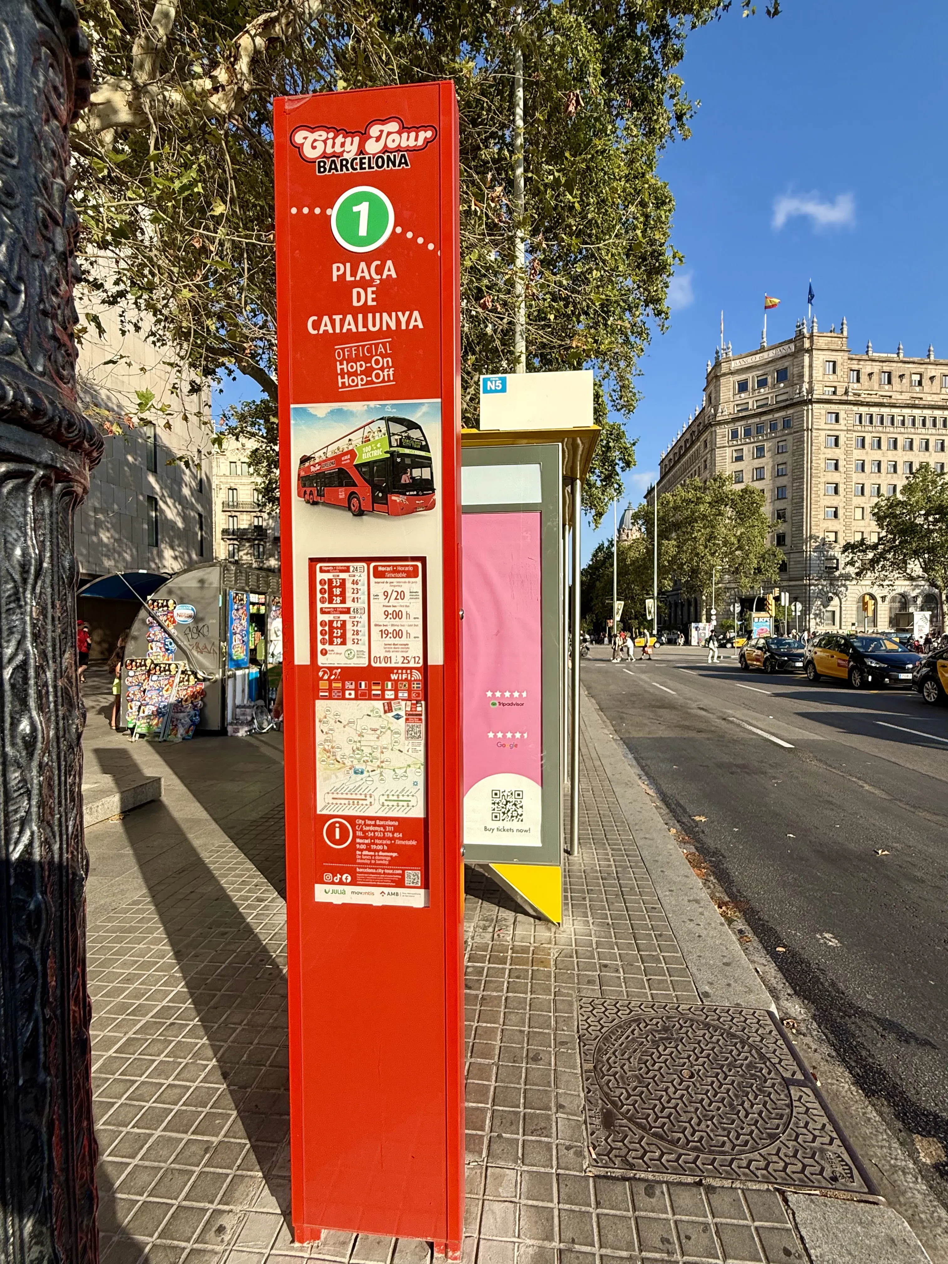 Barcelona City Tour stop sign at Plaça de Catalunya