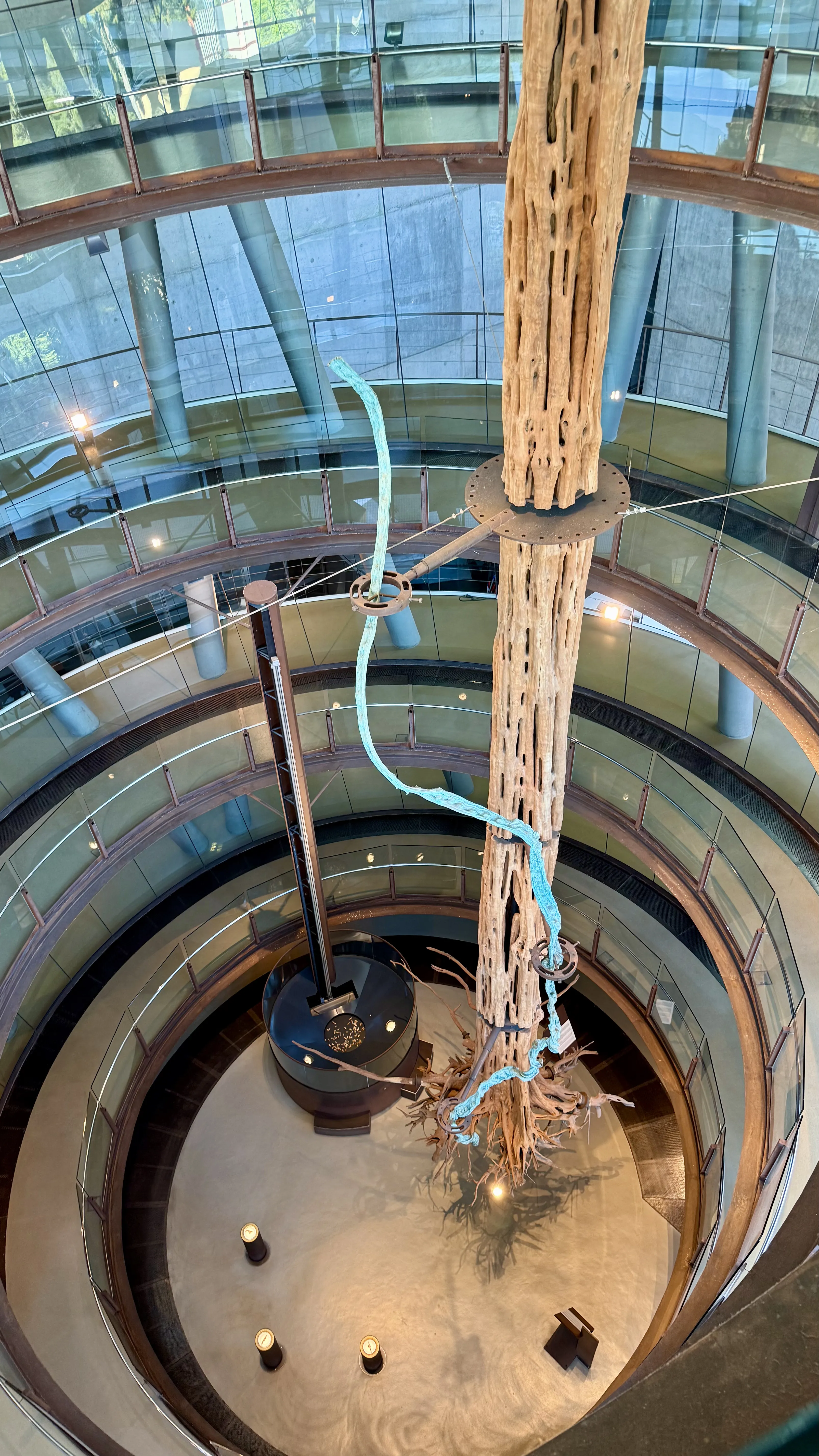 The spiral staircase at CosmoCaixa Barcelona