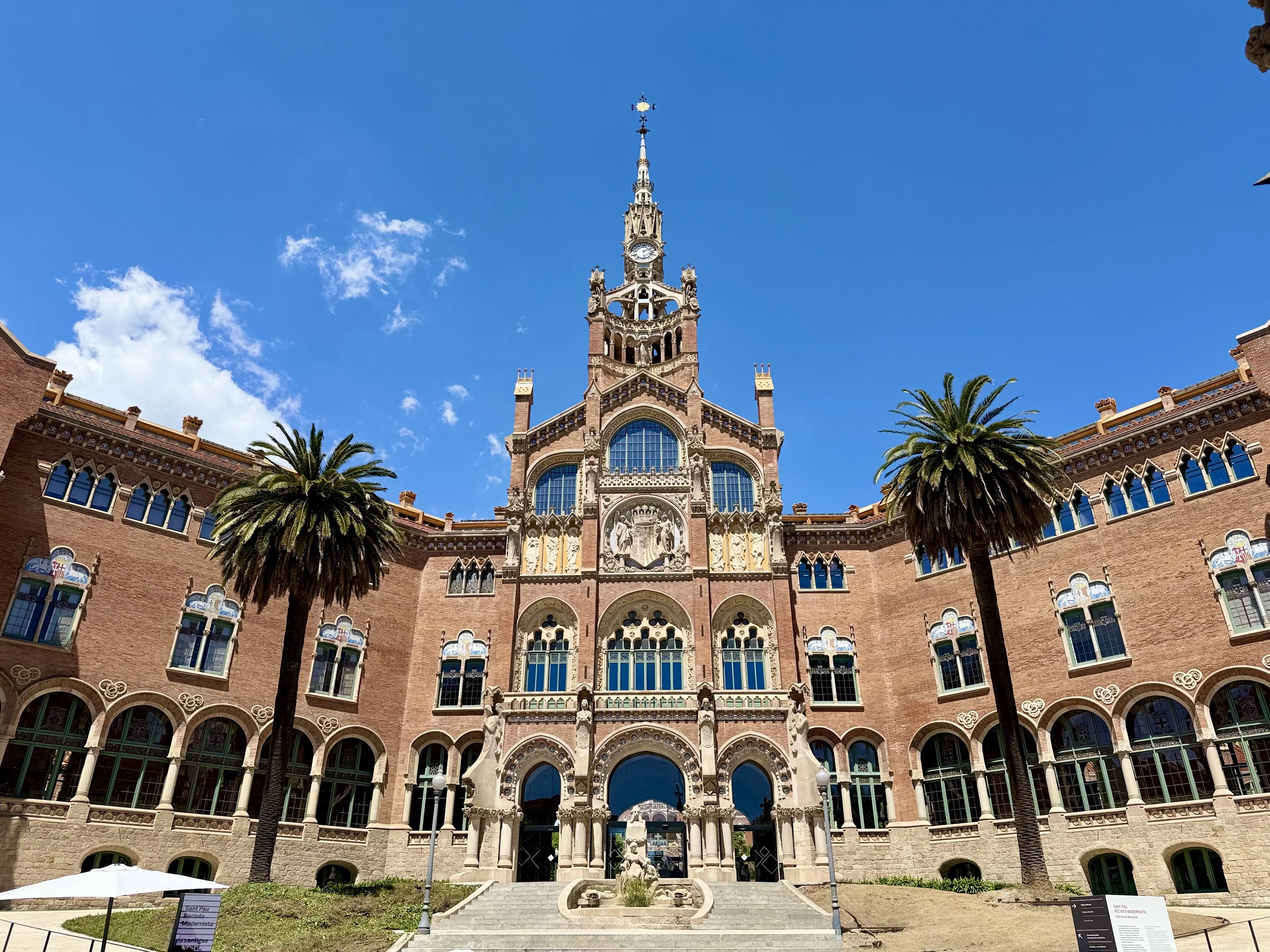 Hospital de la Santa Creu i Sant Pau Barcelona